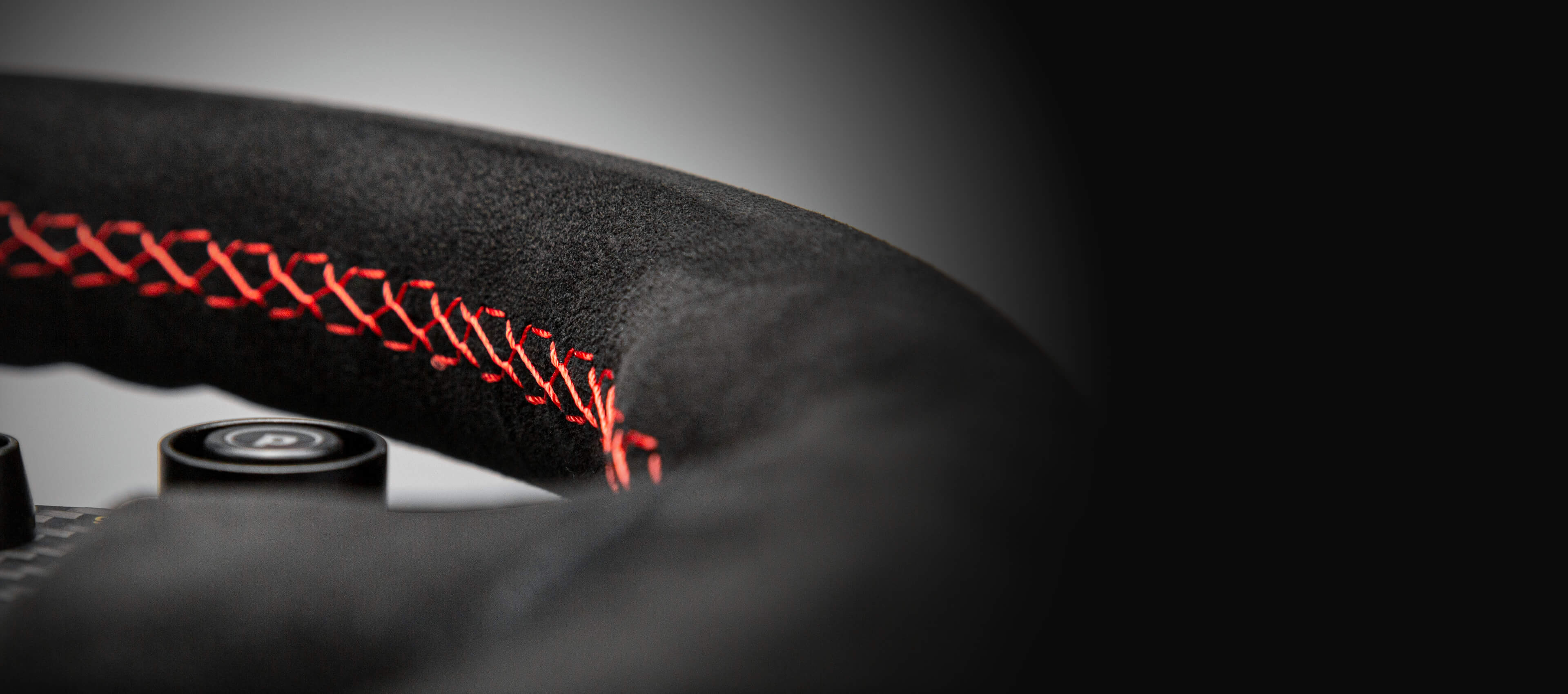SIMAGIC GT1 Wheel | Classic GT Racing Design SIMAGIC GT1 Wheel | Classic GT Racing Design